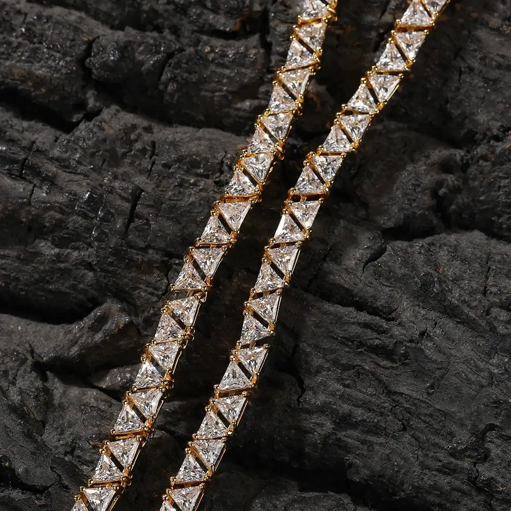 Corrente Riviera Triangular Cravejada - NATA